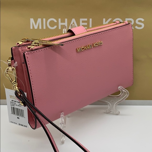 MICHAEL KORS LG DOUBLE ZIP WRISTLET CARNATION - Picture 2 of 16
